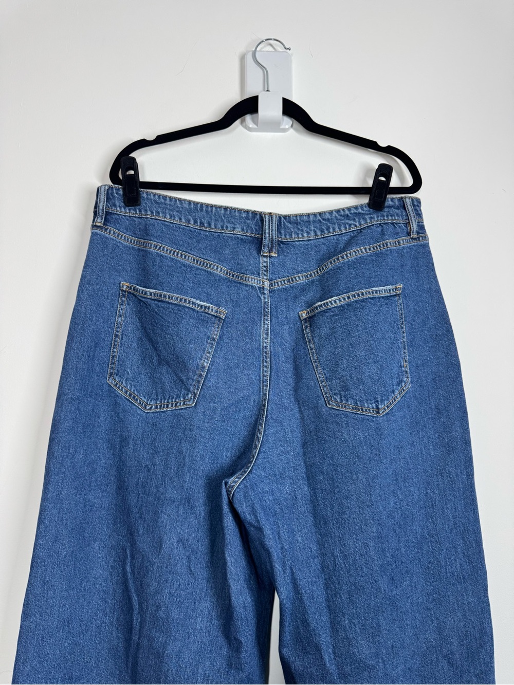 On 34th Jeans High Rise Wide Leg - Picture 7 of 11